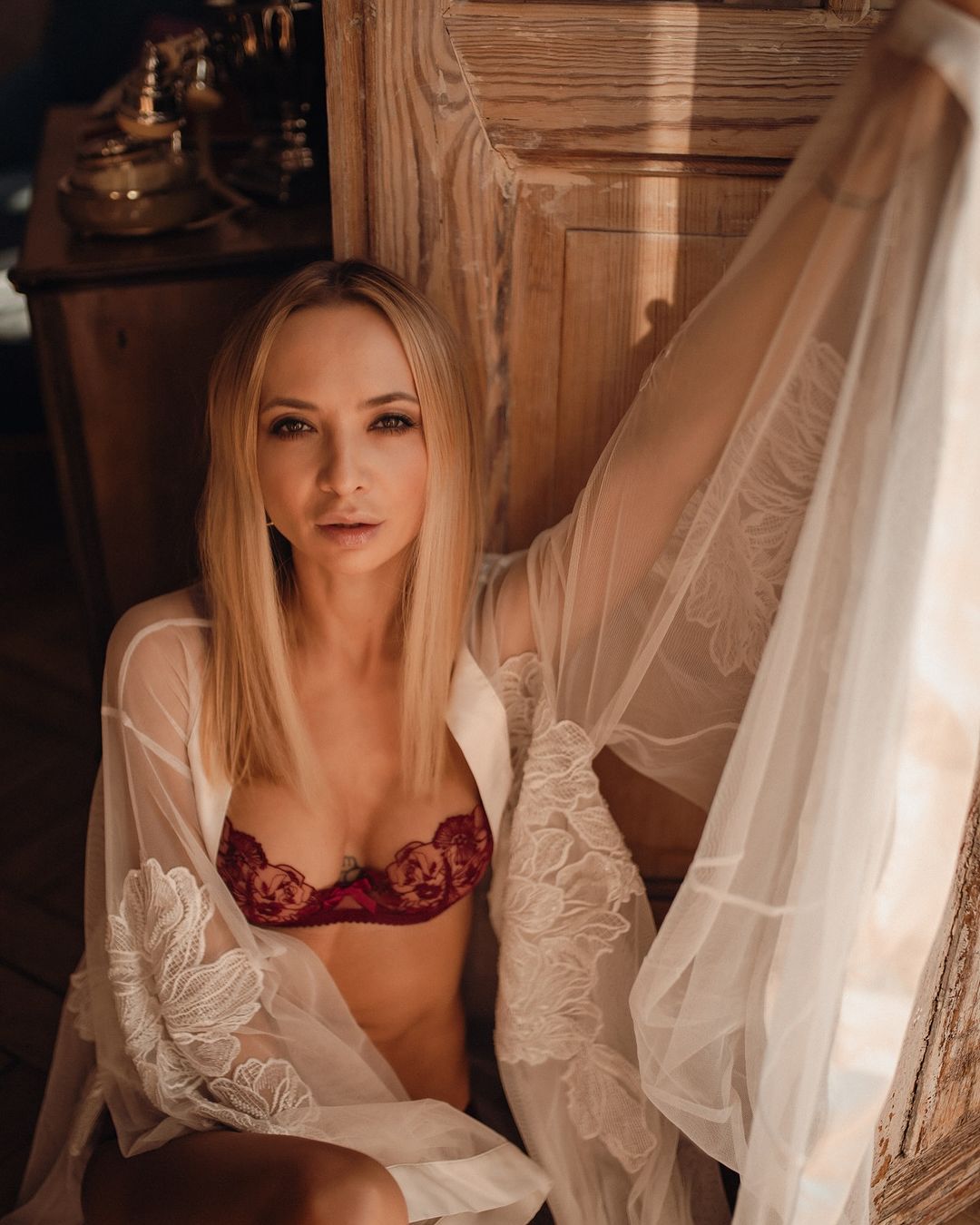 Звезда "Женского квартала" снялась в белье и взбудоражила сеть (фото)